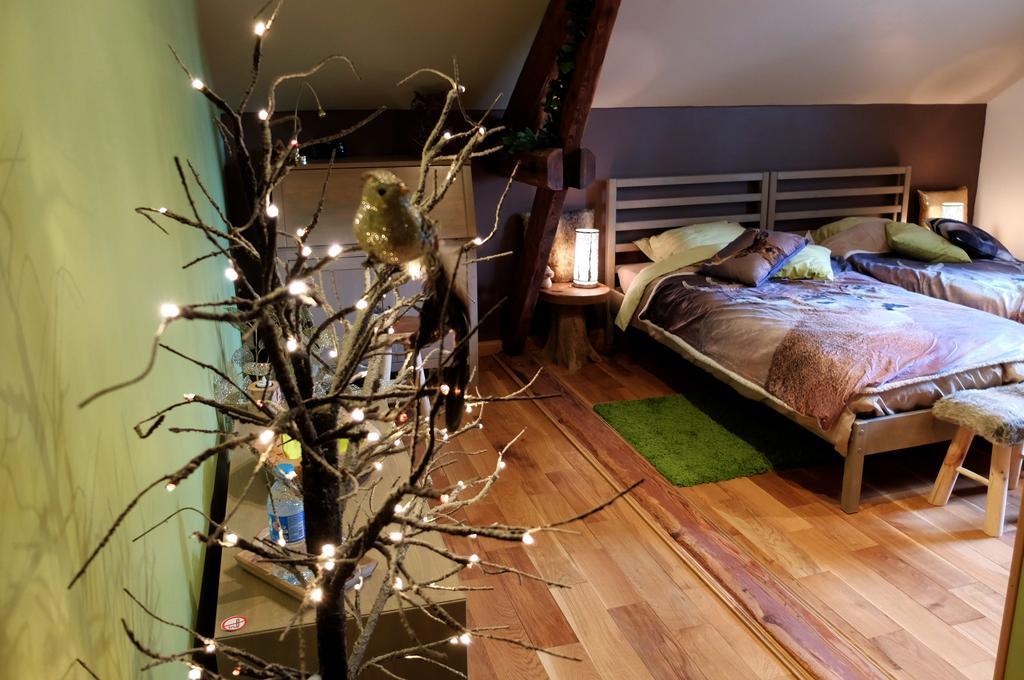 Maison D Hotes "Aux Legendes D Ardenne" Carlsbourg Buitenkant foto